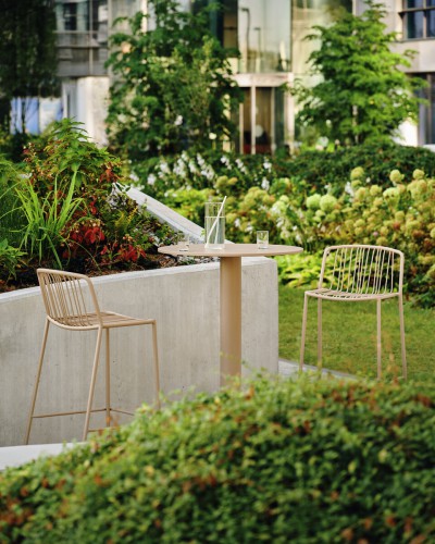 seating-outddor-stool-bris-mdd-rak1019-ral1013-_2__1