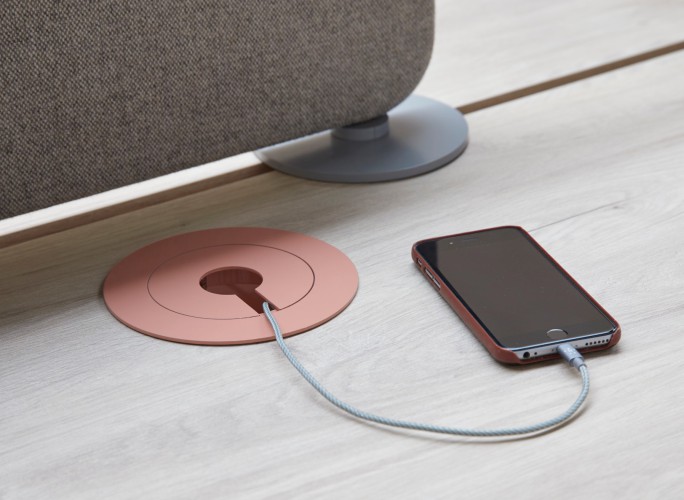 table de réunion OTIKA focus passe cable
