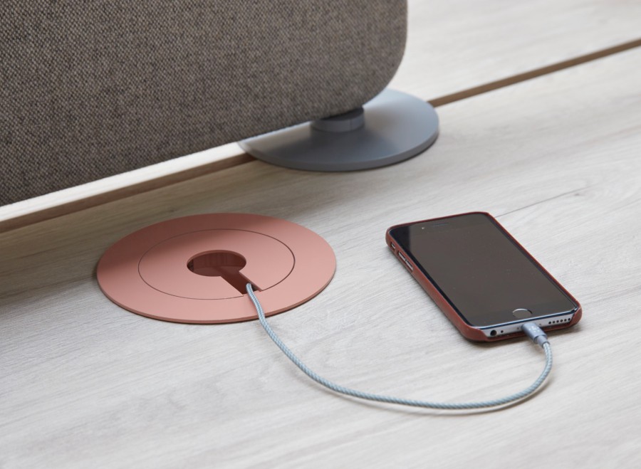 table de réunion OTIKA focus passe cable